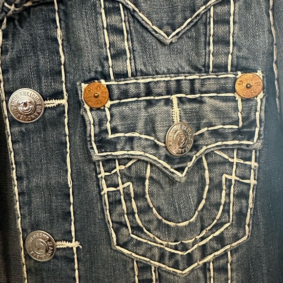 True Religion Indigo Denim Jacket with Contrast Stitching size small - Picture 4 of 7